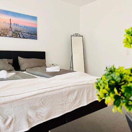 Idyllische Ferienwohnung Mit Balkon & Ausblick Arzbach المظهر الخارجي الصورة